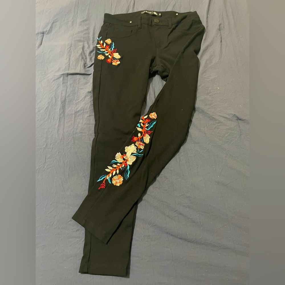 Black pants with flowers